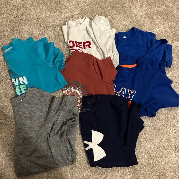Driwick Tshirt LOT sz XS - Picture 1 of 1
